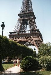 Unterm Eiffelturm