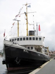Eisbrecher Wal